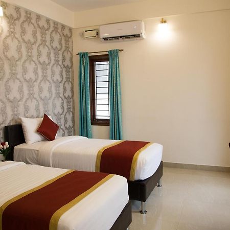 Oyo 8737 King Suites Bangalore Buitenkant foto