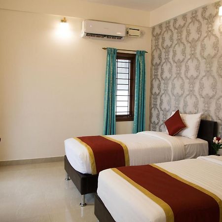 Oyo 8737 King Suites Bangalore Buitenkant foto