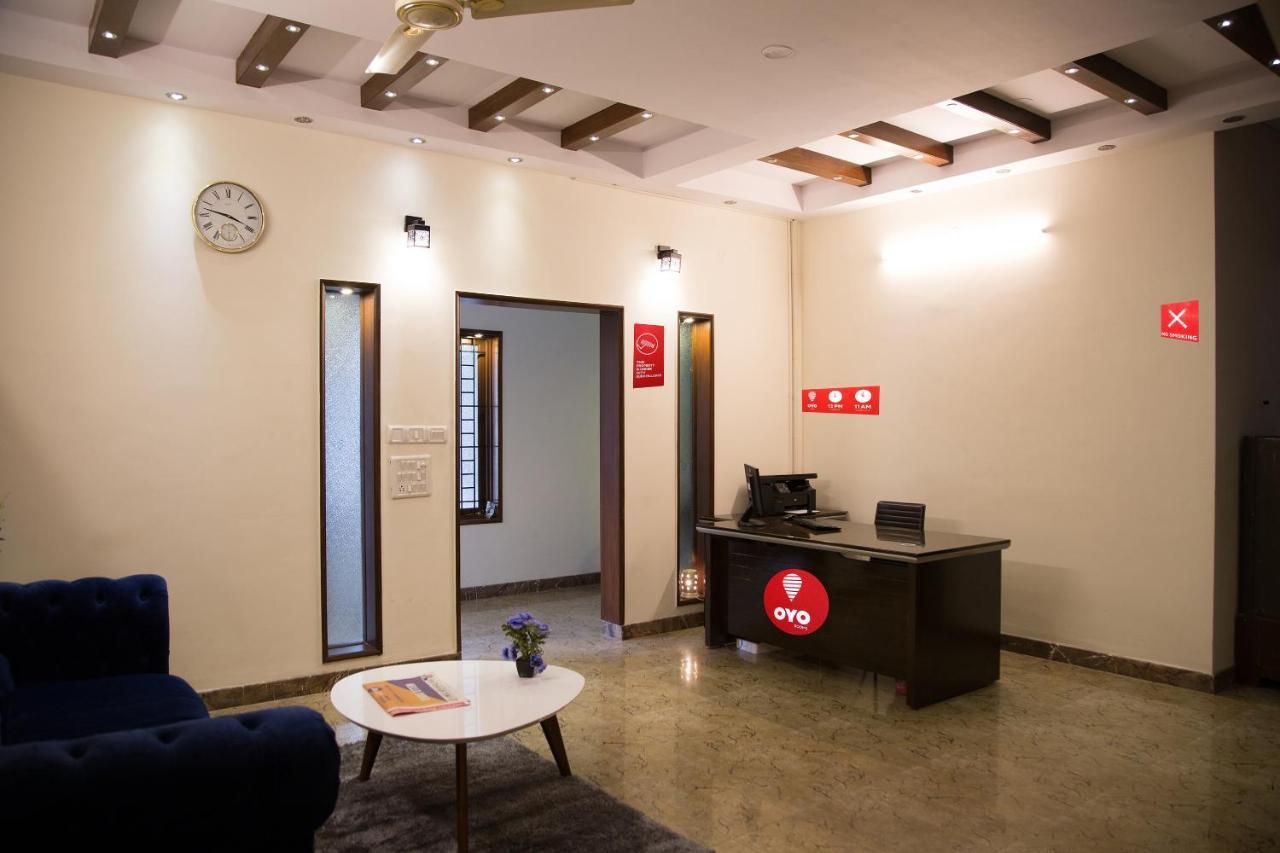 Oyo 8737 King Suites Bangalore Buitenkant foto