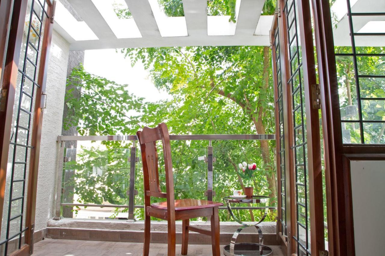 Oyo 8737 King Suites Bangalore Buitenkant foto